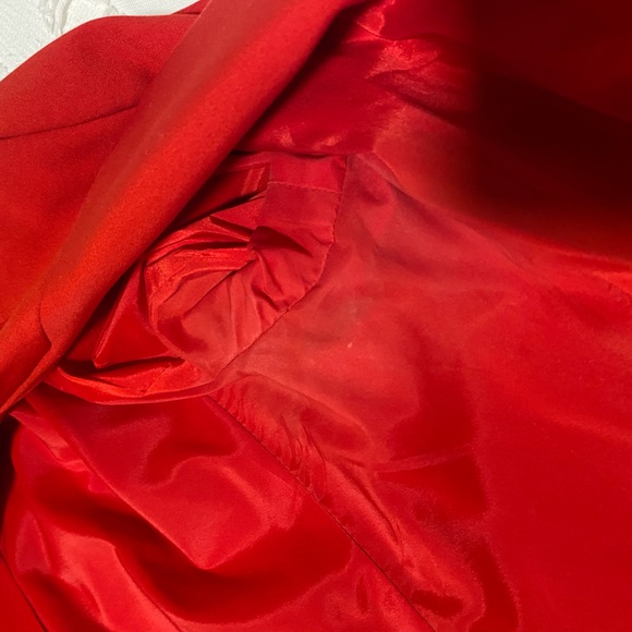 Express Red 2011 Blazer - Picture 10 of 11